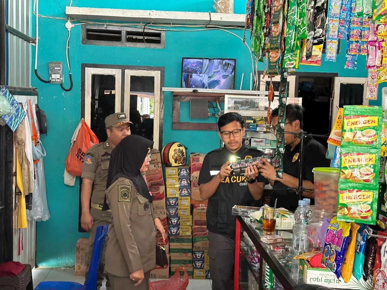 Bea Cukai Malili Gelar Operasi Gempur Rokok Ilegal, Menyasar Sejumlah Pasar dan Toko