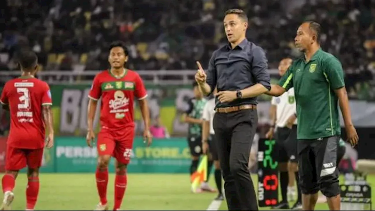 Usai Persebaya Raih Tiga Poin Perdana: Paul Munster Puji Kinerja Tim, Kritik VAR Terlalu Lama