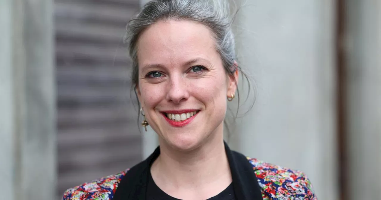 Dans un courrier aux parlementaires, Lucie Castets détaille son projet et met la pression sur Macron