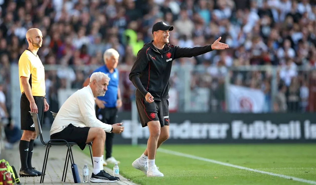 St. Pauli-Trainer Blessin sieht erste Bundesliga-Spiele als Vorbereitungs-Spiele