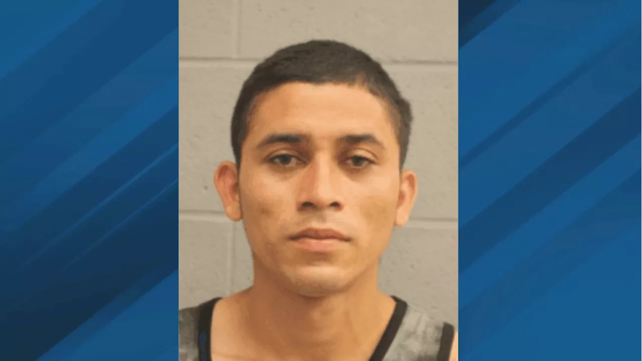 Texas DPS names Omar Zavala as Featured Fugitive, offers $4,000 reward