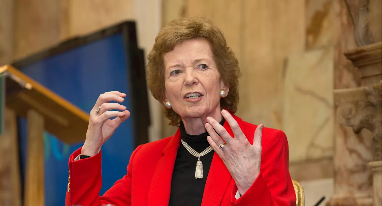  Mary Robinson condemns ‘racism against migrants’