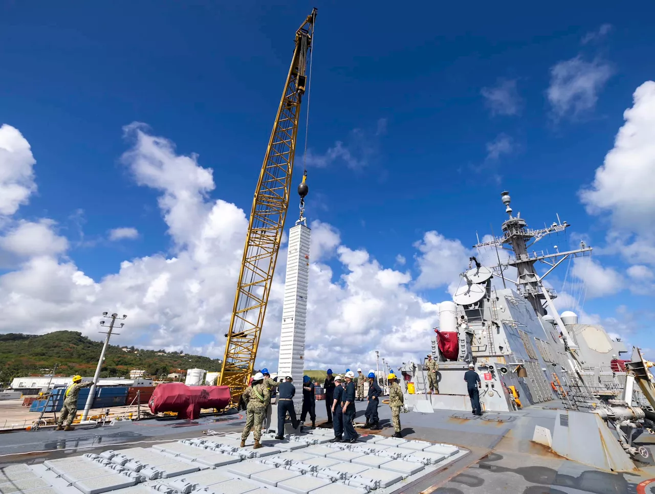 U.S. Warship Encountered Chinese Vessels on Pacific Patrol, Navy Says