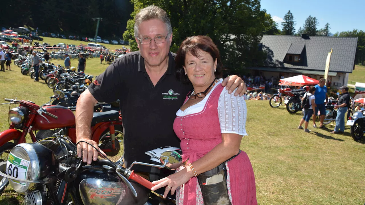 Über 400 Oldtimer am Hochbärneck