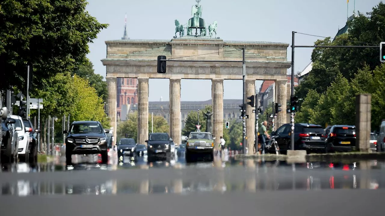 Berlin & Brandenburg: Viel Sonne und blauer Himmel zum Wochenstart