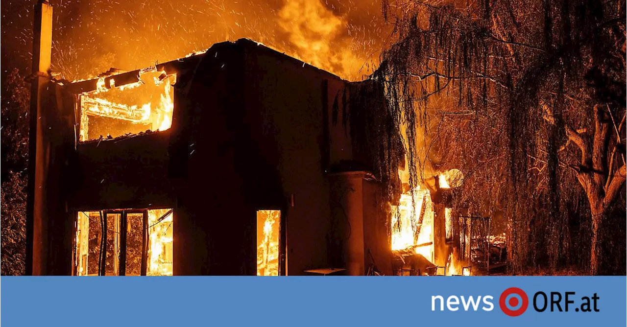 Waldbrände: Städte nahe Athen evakuiert