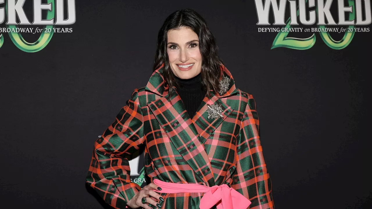 Idina Menzel ‘Take Me or Leave Me Tour’ in Hershey this week: Where to buy tickets