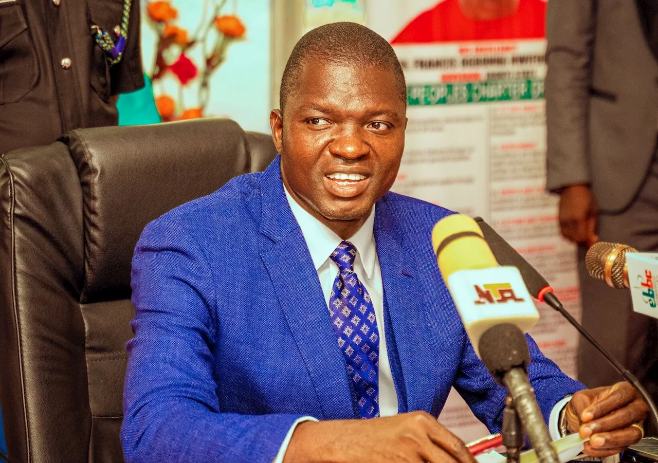 Nigerian governor warns council officials against sabotaging govt projects