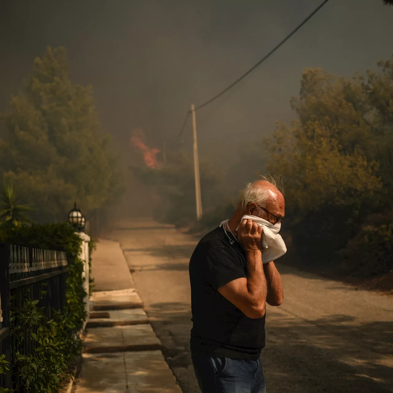 Incendie en Grèce: la France envoie 180 sapeurs-pompiers en renfort