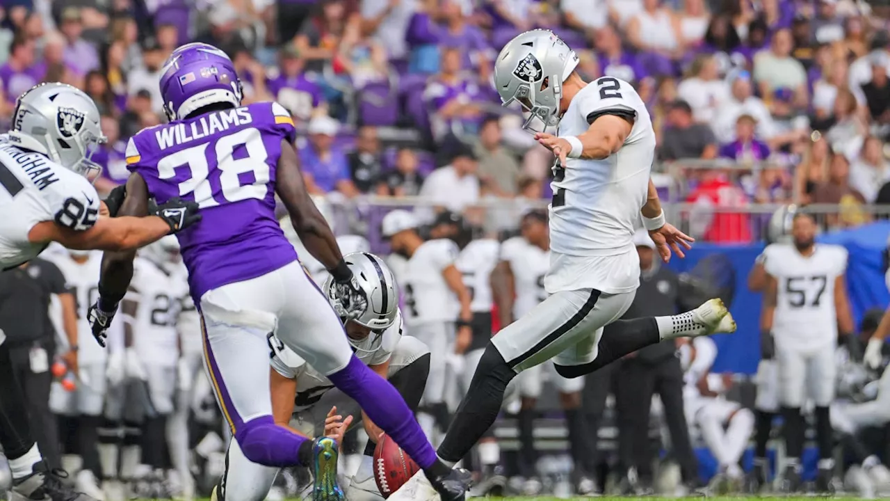 REPORT: Las Vegas Raiders' Daniel Carlson receives honor for preseason Week 1