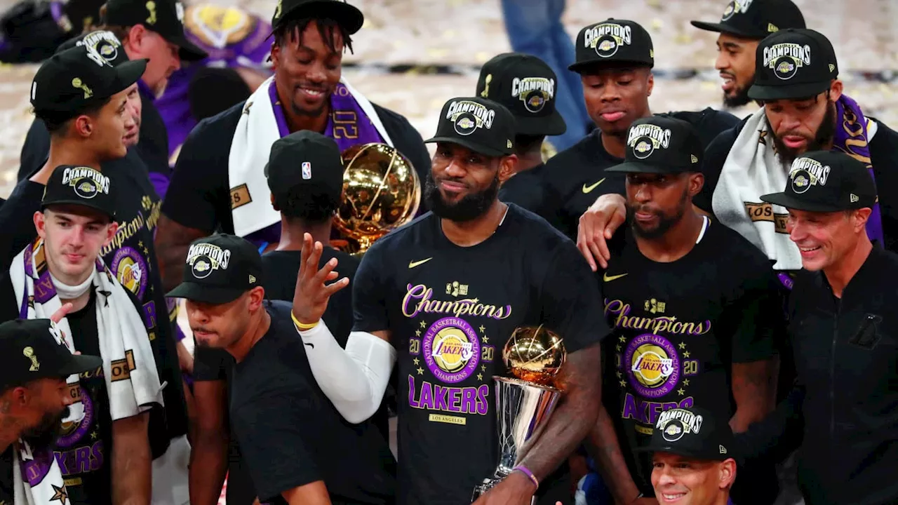 Should The Los Angeles Lakers Bring Back 2020 NBA Champion?