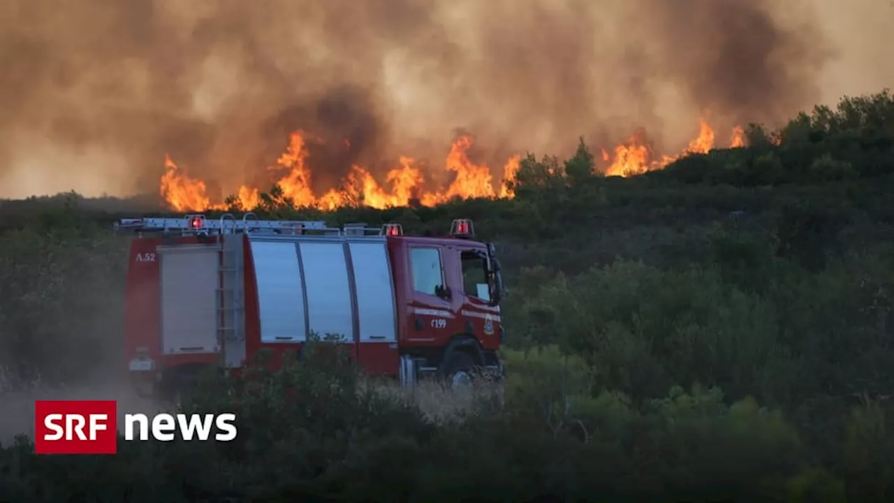 Griechenland: Grossbrand nahe Athen tobt weiter