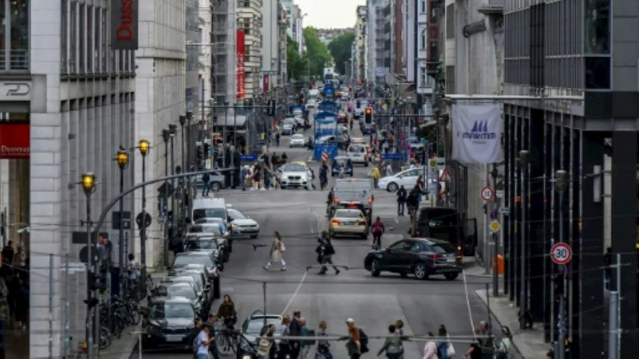 Autos und Bürgergeld: FDP sorgt mit kontroversen Plänen für neuen 'Ampel'-Streit