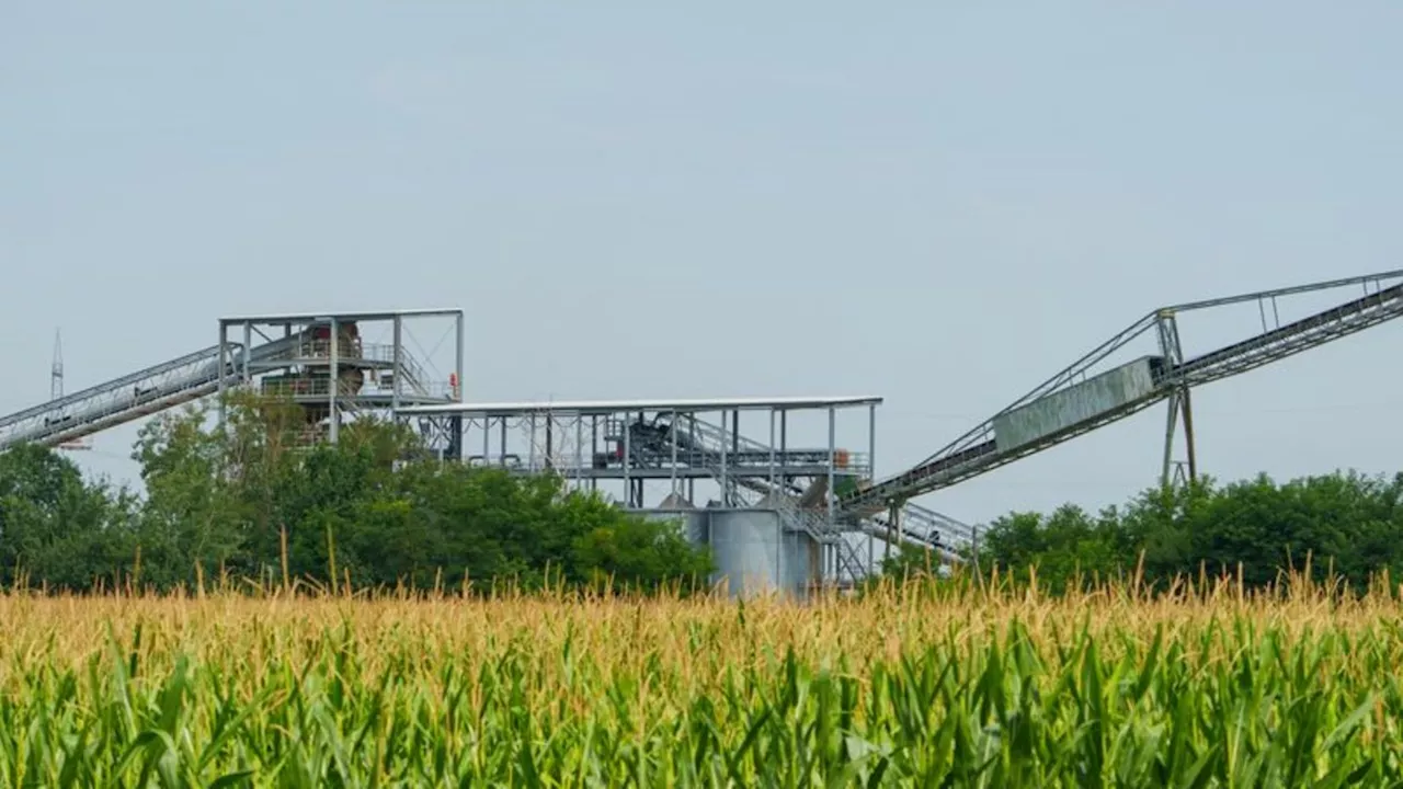 Bodenschätze: Baustoff mit Konfliktpotenzial - Kies und Sand in Hessen