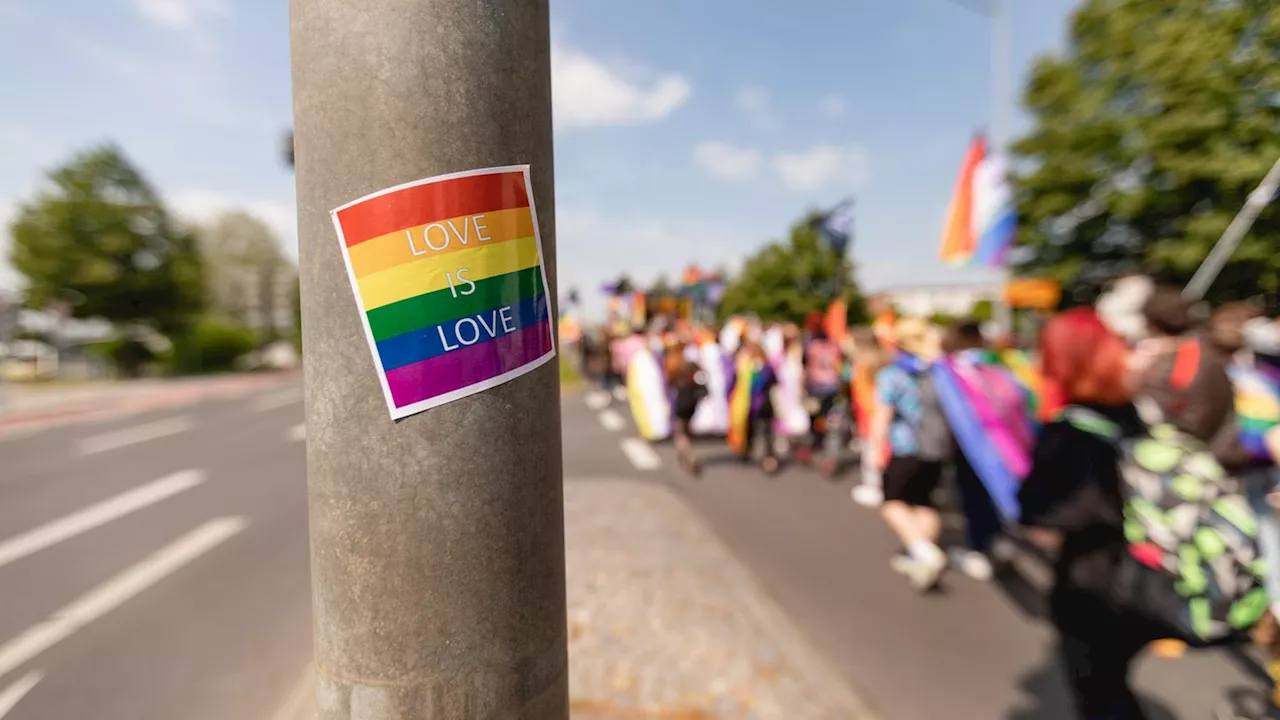 CSD Leipzig und Darmstadt: Termine, Styling-Tipps & Co.