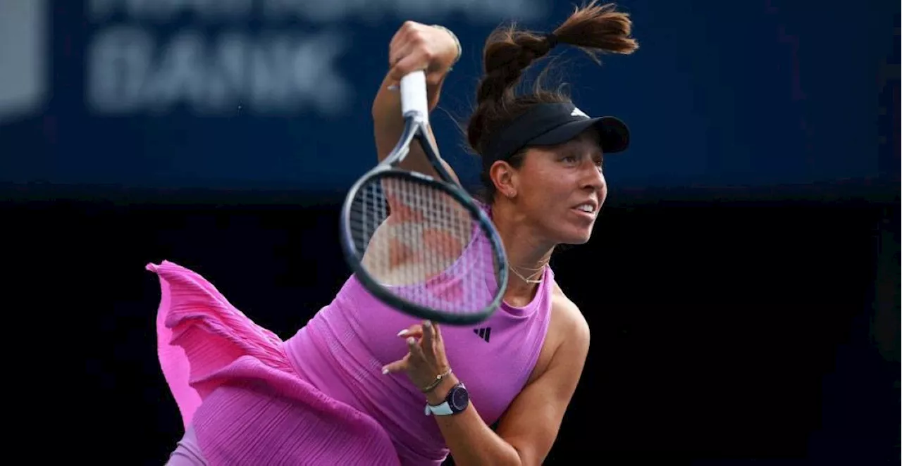 Pegula battles Anisimova in Toronto final