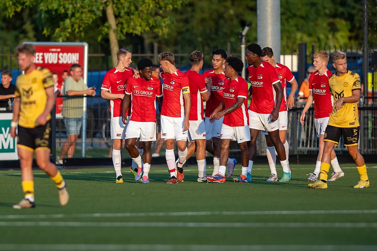 Versterkt Jong AZ boekt recordzege in KKD tegen armlastig Roda JC