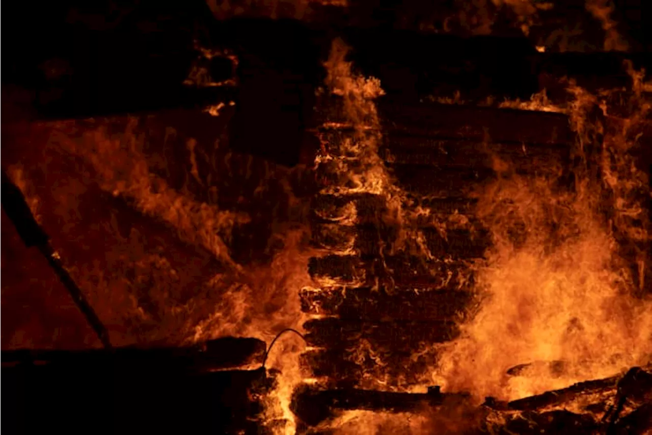 Major wildfire rages out of control on fringes of Greek capital; hundreds of firefighters deployed