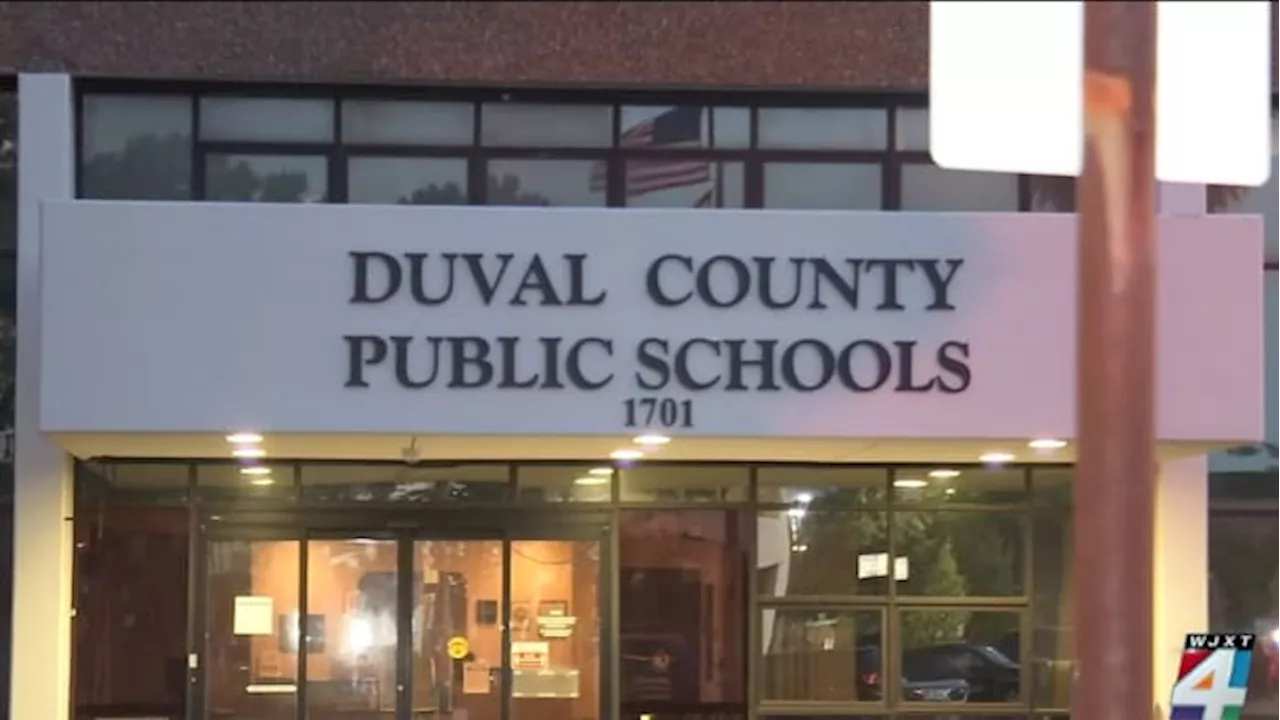 School consolidation plan hangs over Duval school district on first day of classes