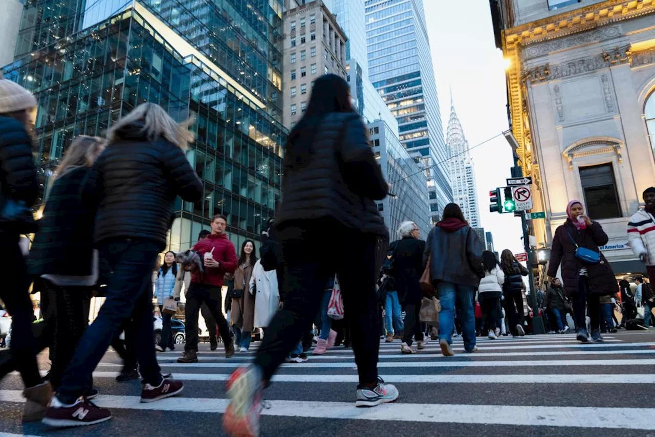 Private Credit Enters Risky Terrain With Huge Bets on Consumers