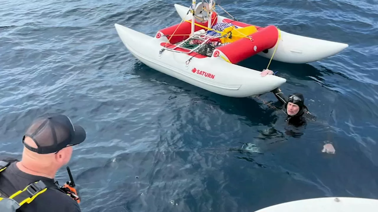 Marathon swimmer says he quit Lake Michigan swim after going in wrong direction with dead GPS