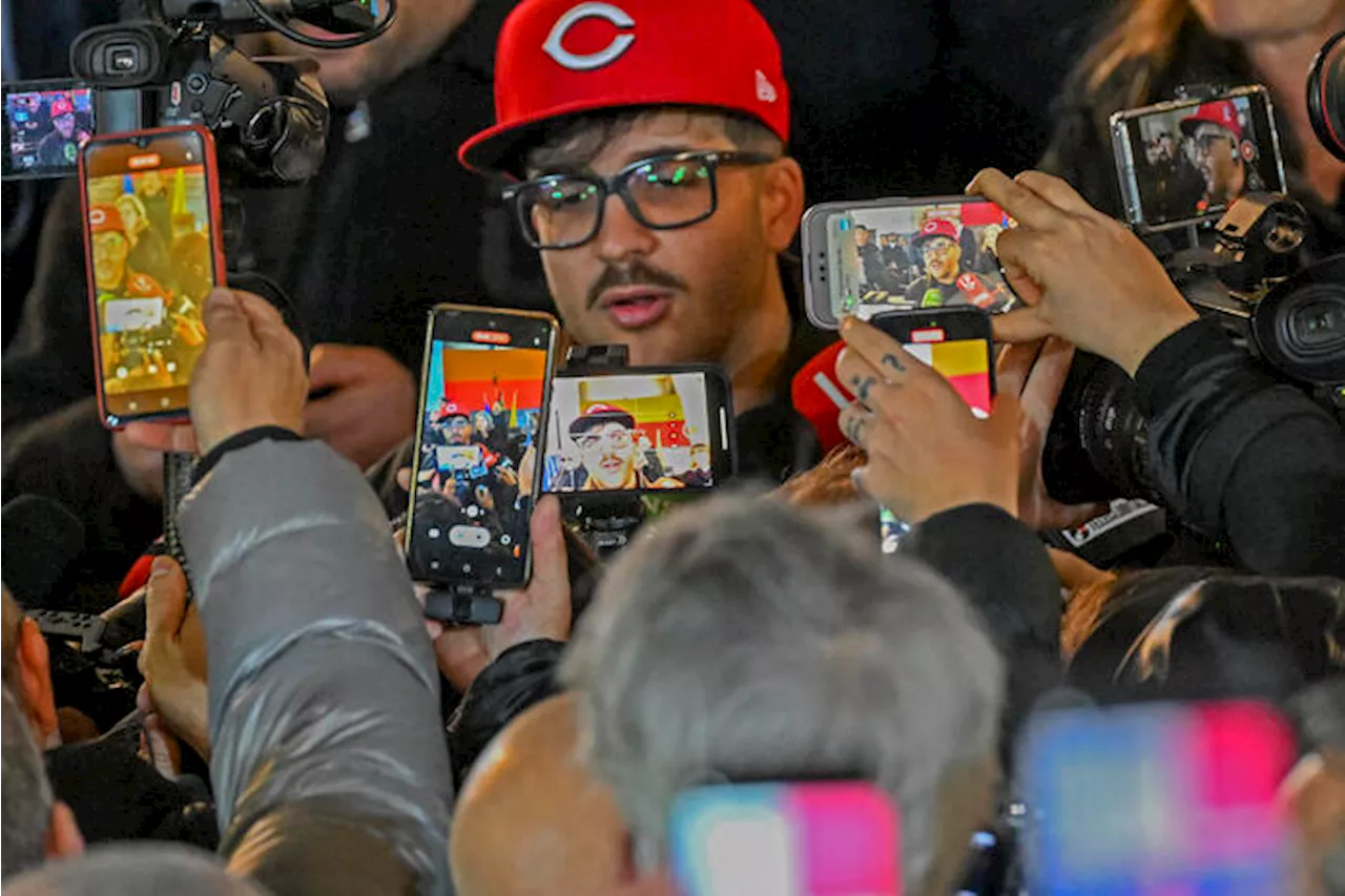 Aggredito in discoteca a Porto Cervo per una foto a Geolier