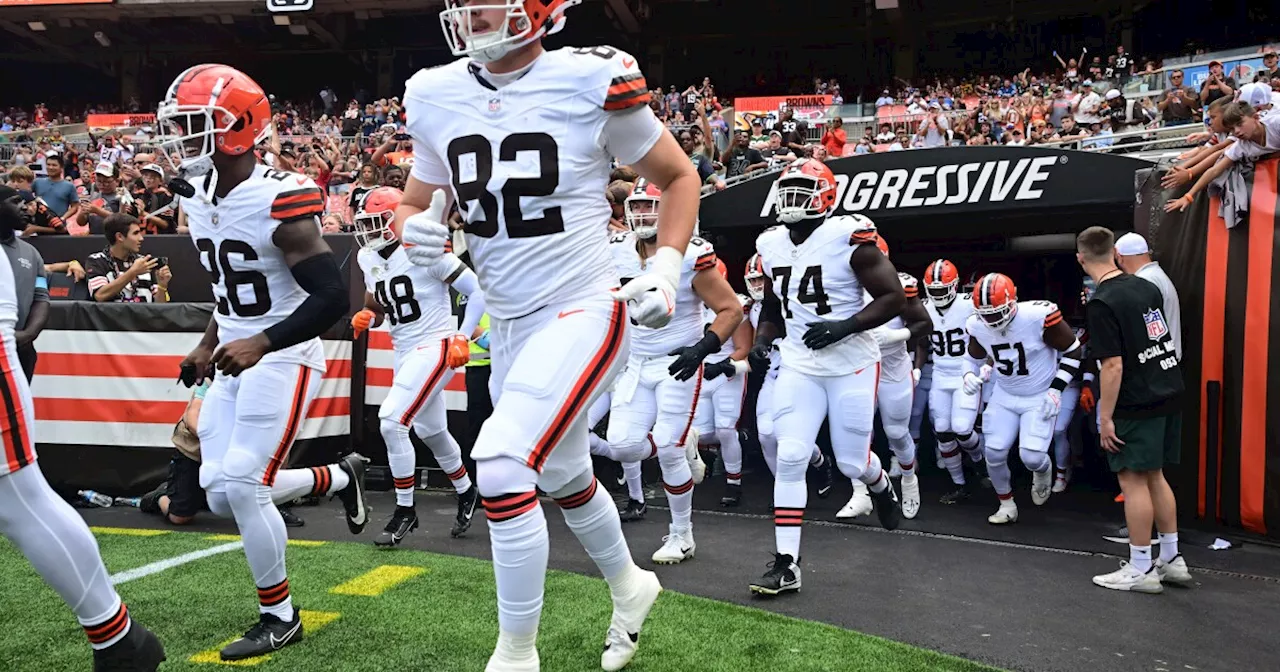 Jugador de los Cleveland Browns, arrestado por violencia doméstica