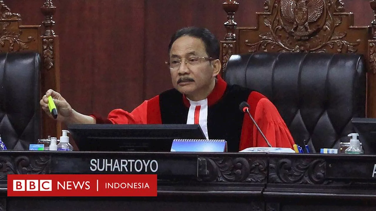 Mahkamah Konstitusi: PTUN Jakarta menyatakan pengangkatan Suhartoyo sebagai ketua MK tidak sah