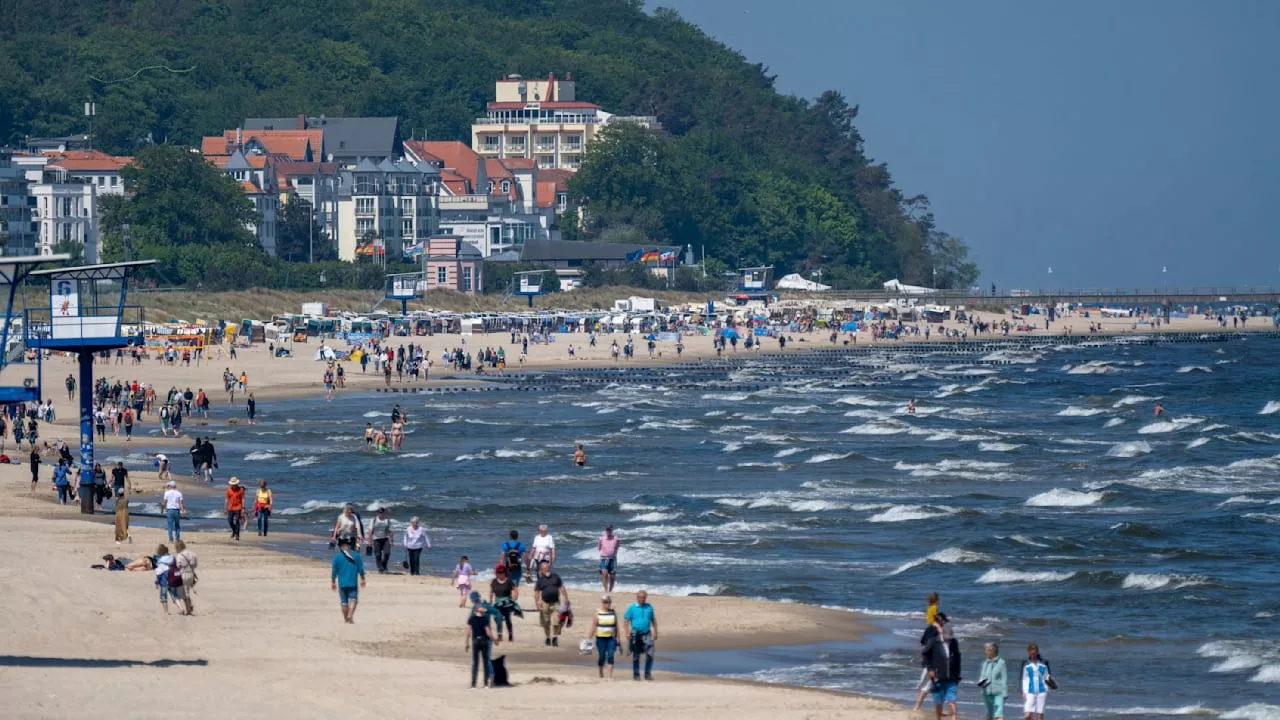 Usedom: Urlauberin stirbt beim Baden in Ostsee