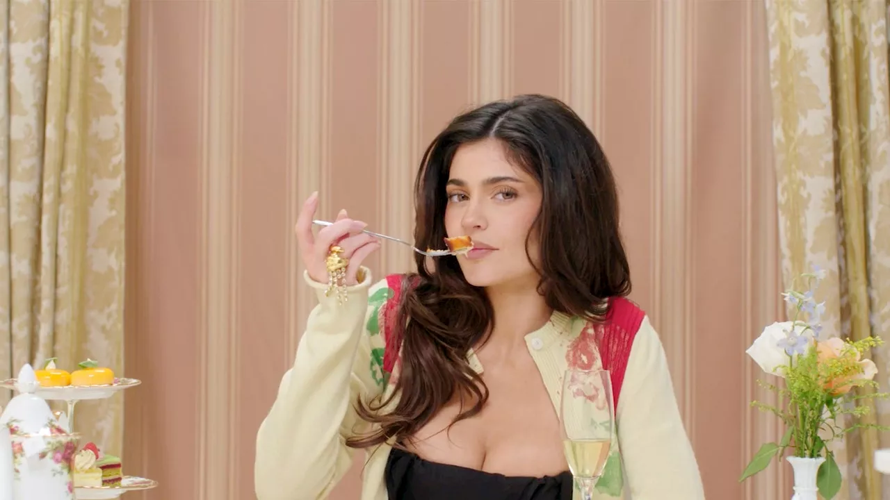 When British Vogue Had Afternoon Tea With Kylie Jenner