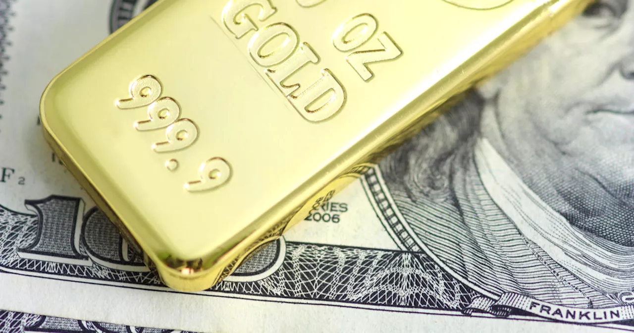 3 times seniors should invest in gold (and 3 times they shouldn't)