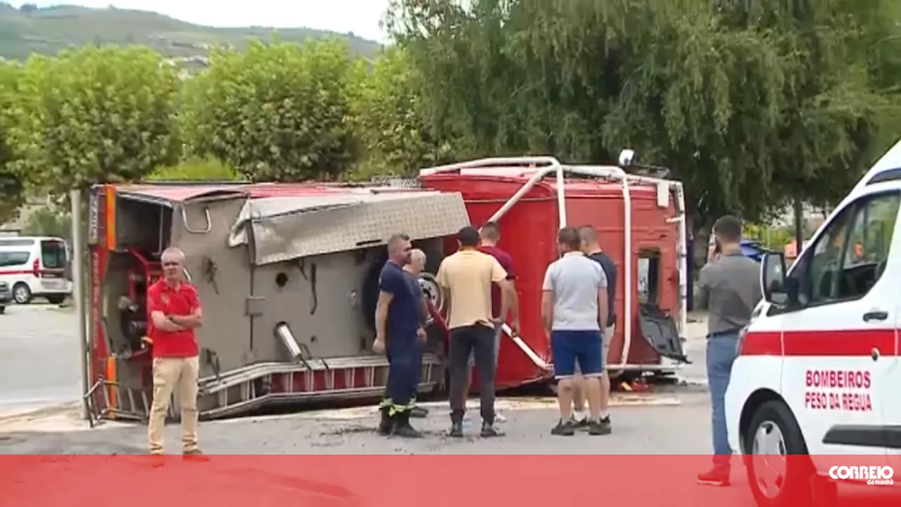 Cinco bombeiros feridos em capotamento de veículo de combate a incêndios em Peso da Régua