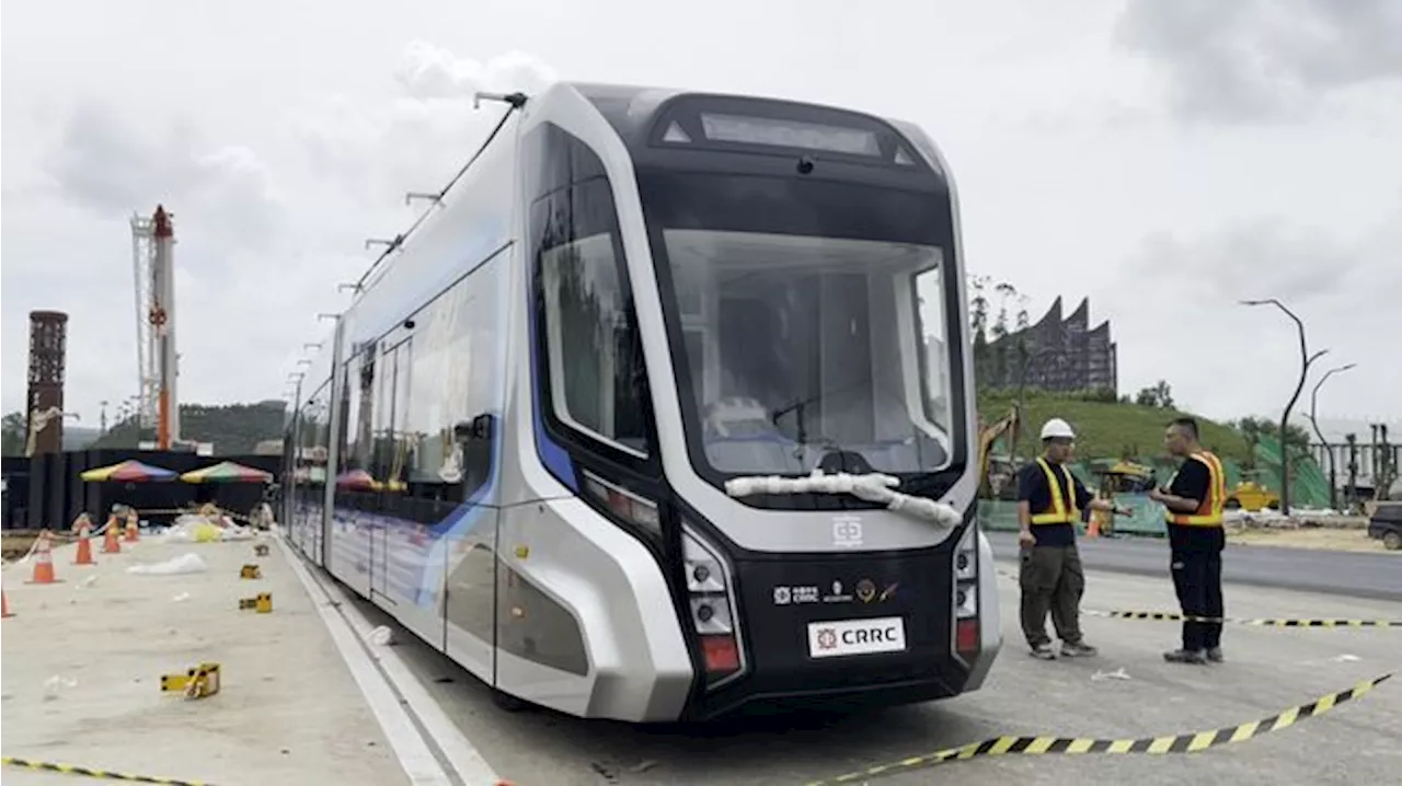 Jokowi Blak-Blakan Kereta Otonom China Lebih Murah dari MRT dan LRT