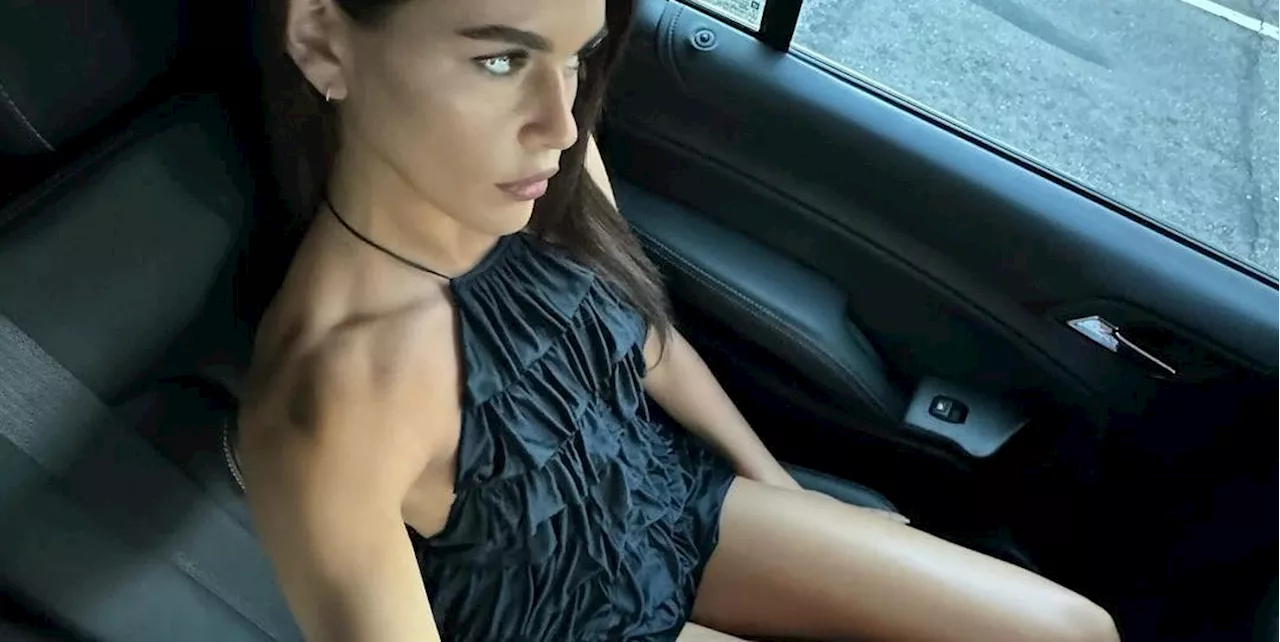 Ode al little black dress di Kaia Gerber: must have di ieri, di oggi e di domani