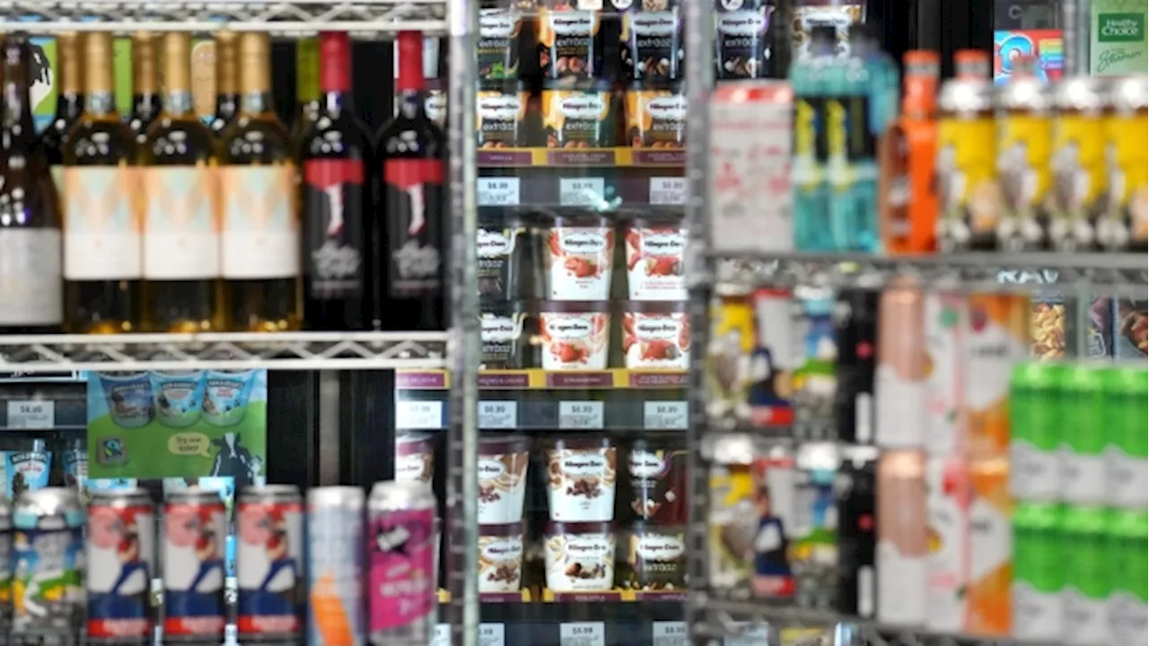 More than half of Ontario corner stores licensed to sell beer, wine next month