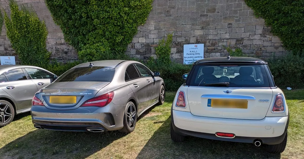 'Shame on them' as drivers slammed for 'ignorant' parking