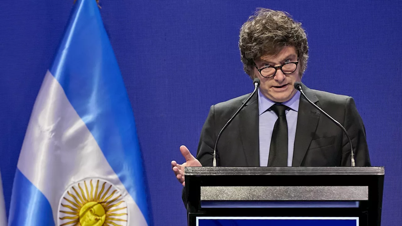 Estalla polémica en Argentina porque Presidencia ‘olvidó’ al zurdo Maradona