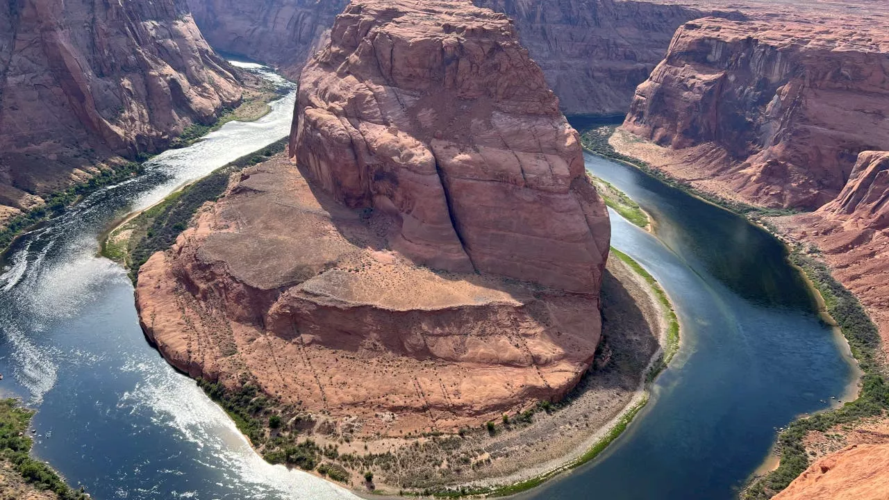 2 struck by lightning at Horseshoe Bend