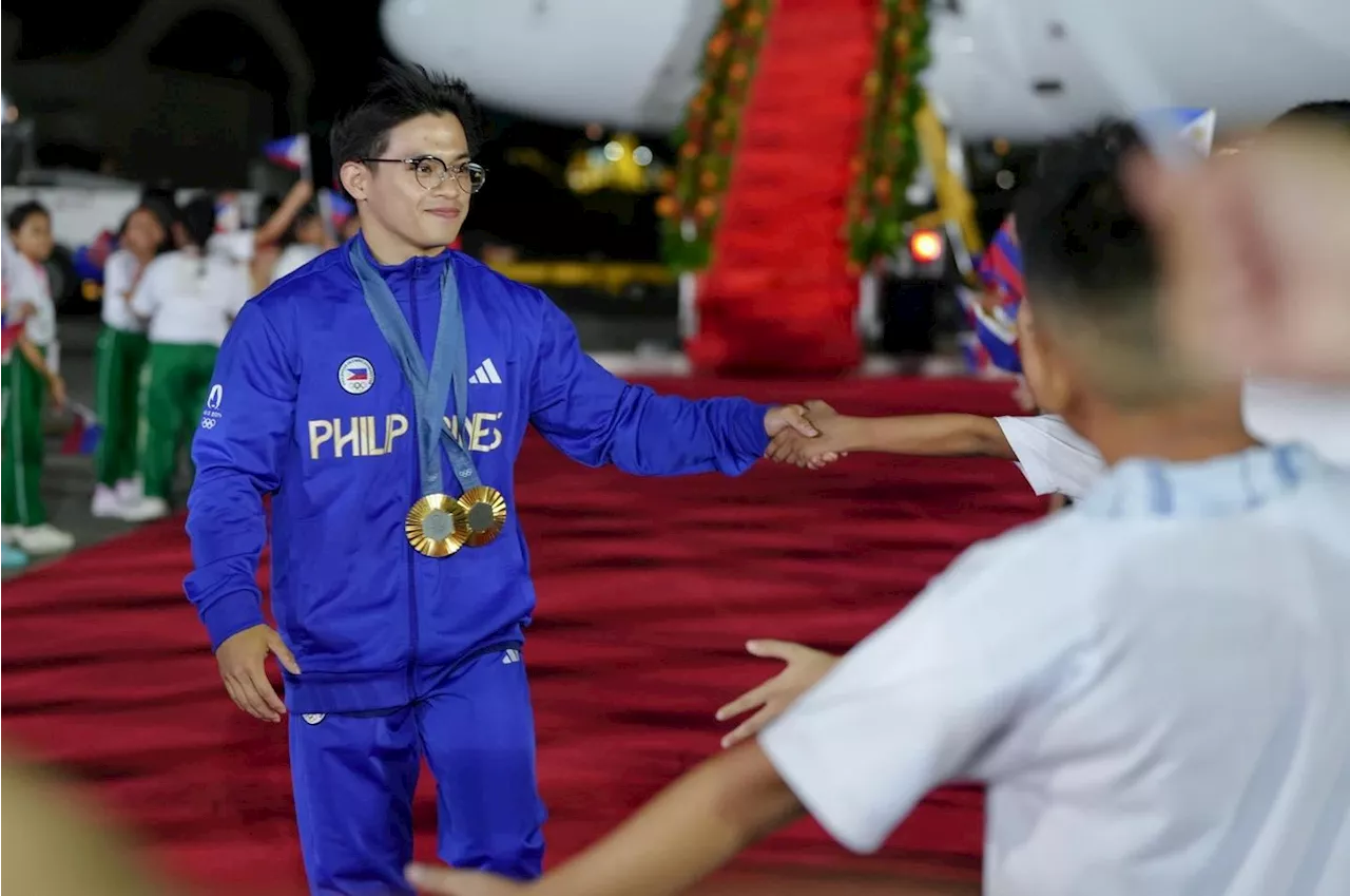 'Golden Boy' Carlos Yulo pays tribute to fellow Pinoy Olympians: 'Dugo’t pawis ‘yung inalay natin'