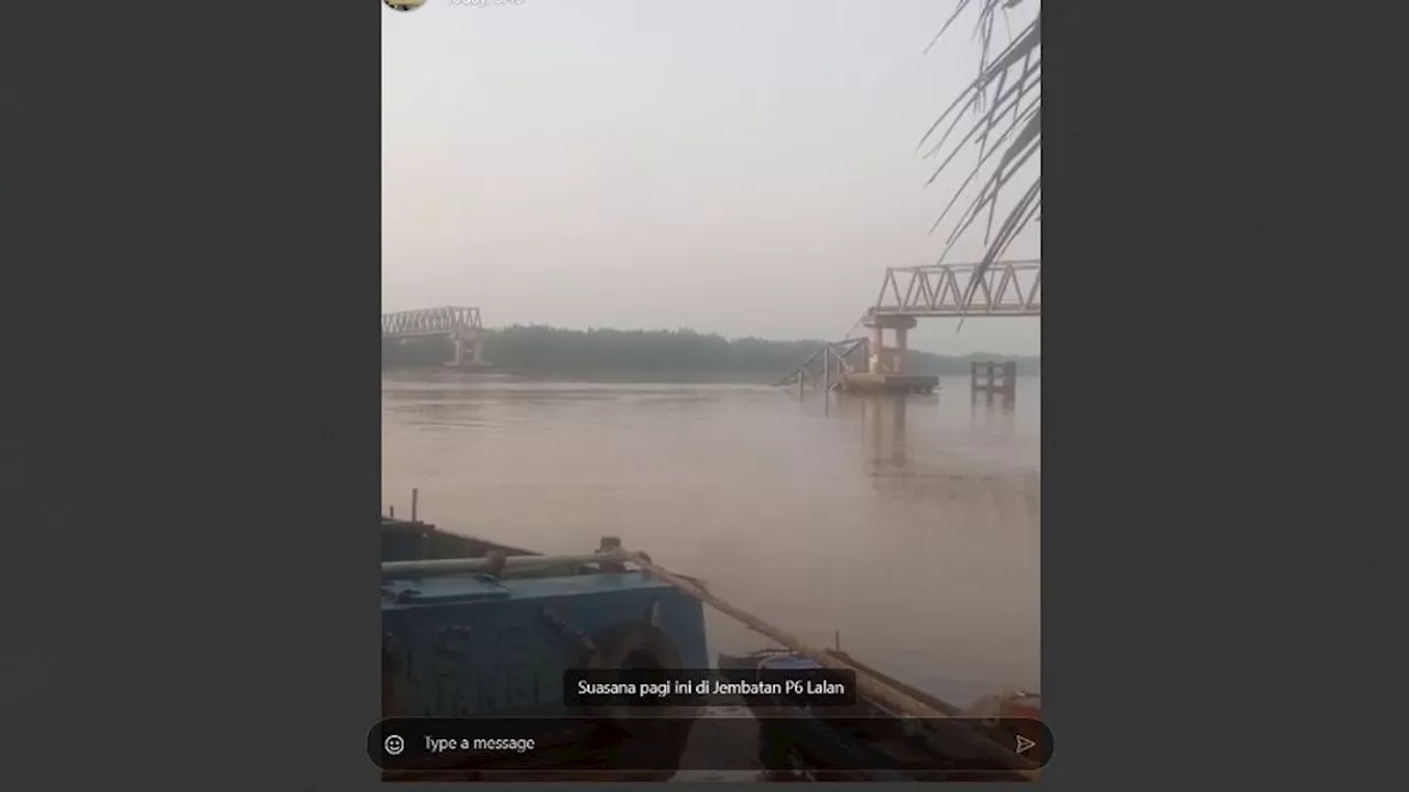 Jembatan di Musi Banyuasin Ambruk Ditabrak Kapal Pengangkut Batubara