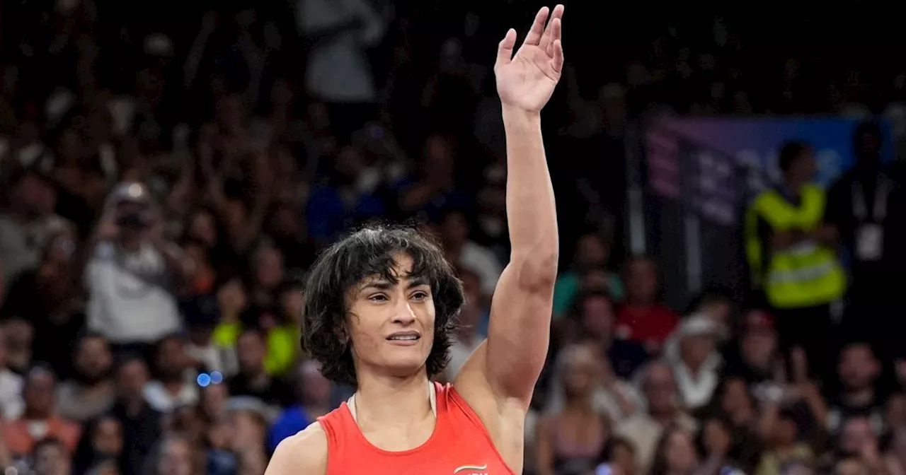 Vinesh Phogat: मेडल का फैसला फिर टला, नई तारीख का हुआ ऐलान