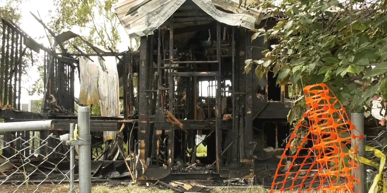 Building at center of Eielson Street fire ‘a total loss,” fire chief says