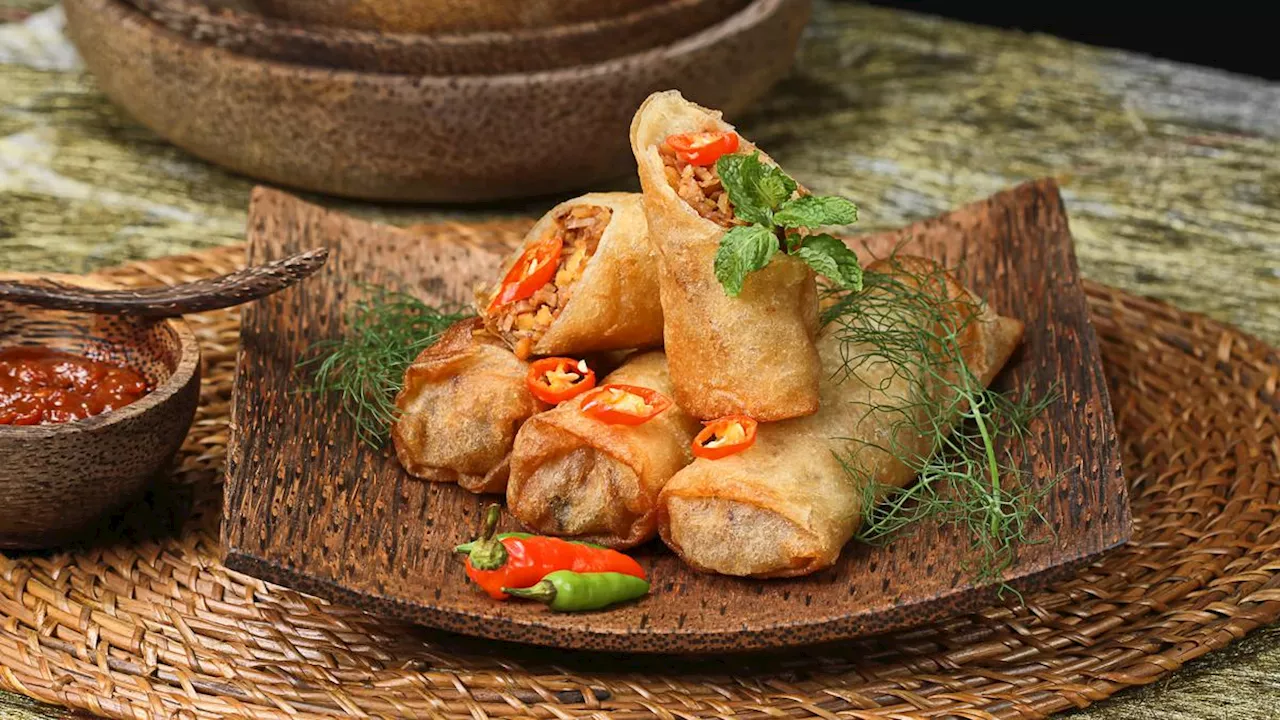 4 Cara Pisahkan Kulit Lumpia yang Lengket dengan Praktis, Efektif dan Anti Robek