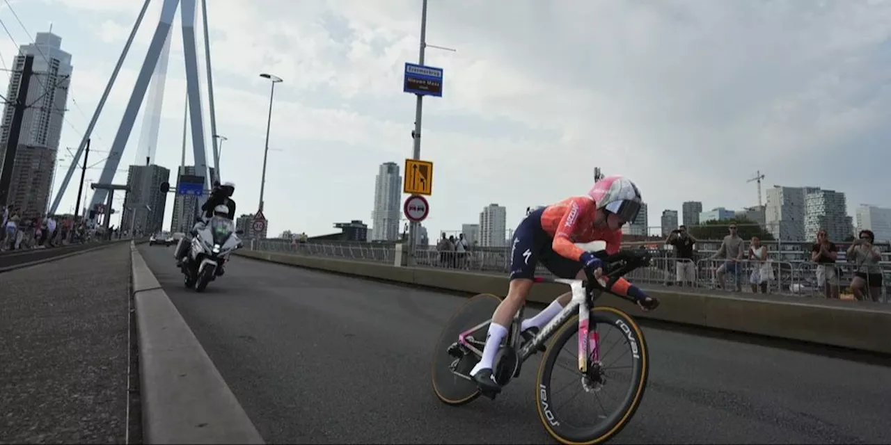 Tour de France der Frauen: Vollering nach Sieg im Zeitfahren in Gelb