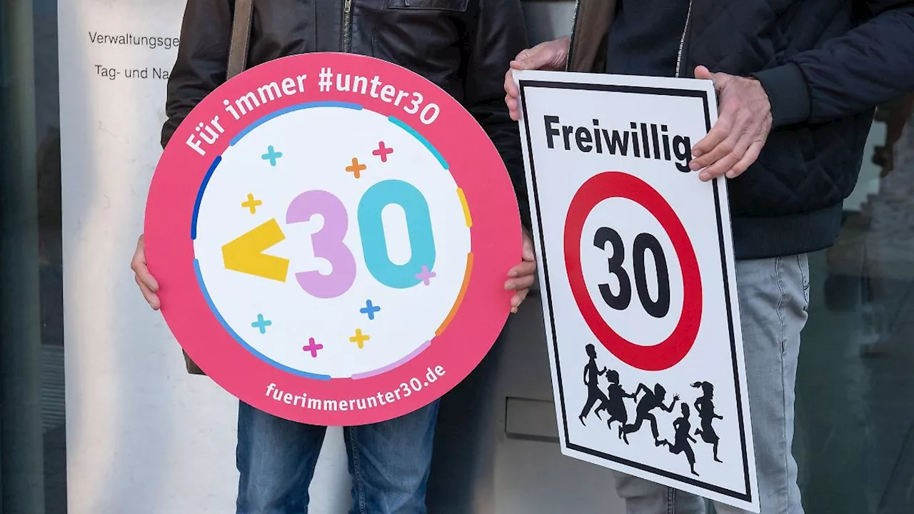 Baden-Württemberg: Gericht: Schilder für freiwilliges Tempo 30 müssen weg