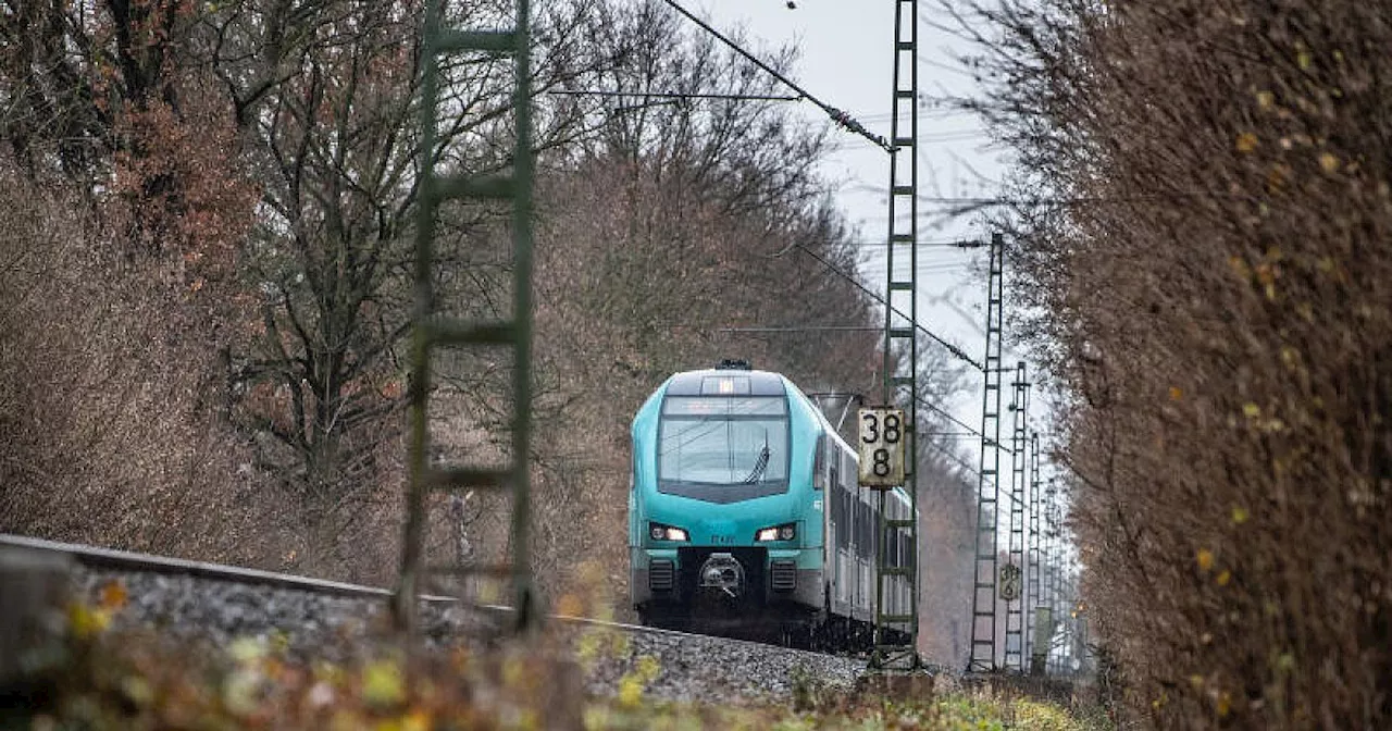 Bauarbeiten an Bahn-Haltepunkt bei Steinheim