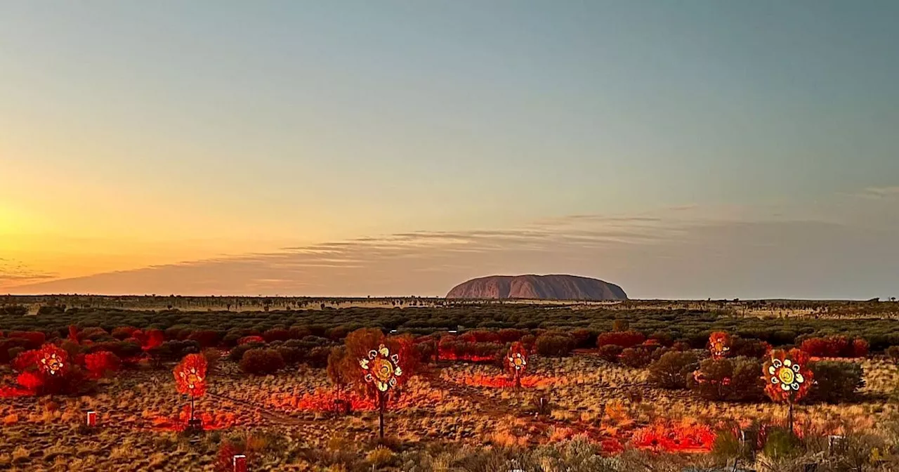 Lasershow am Uluru erweckt Outback zum Leben