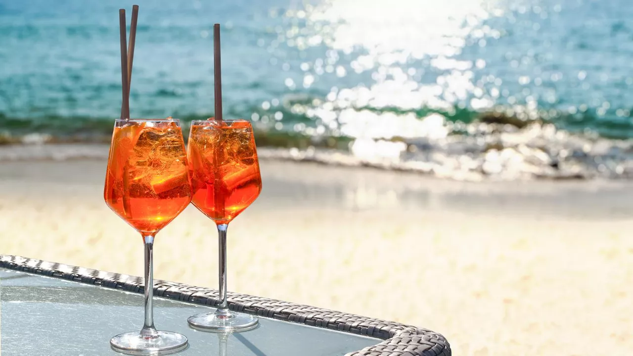 Warum Aperol Spritz so beliebt ist und wie man den Drink richtig mixt