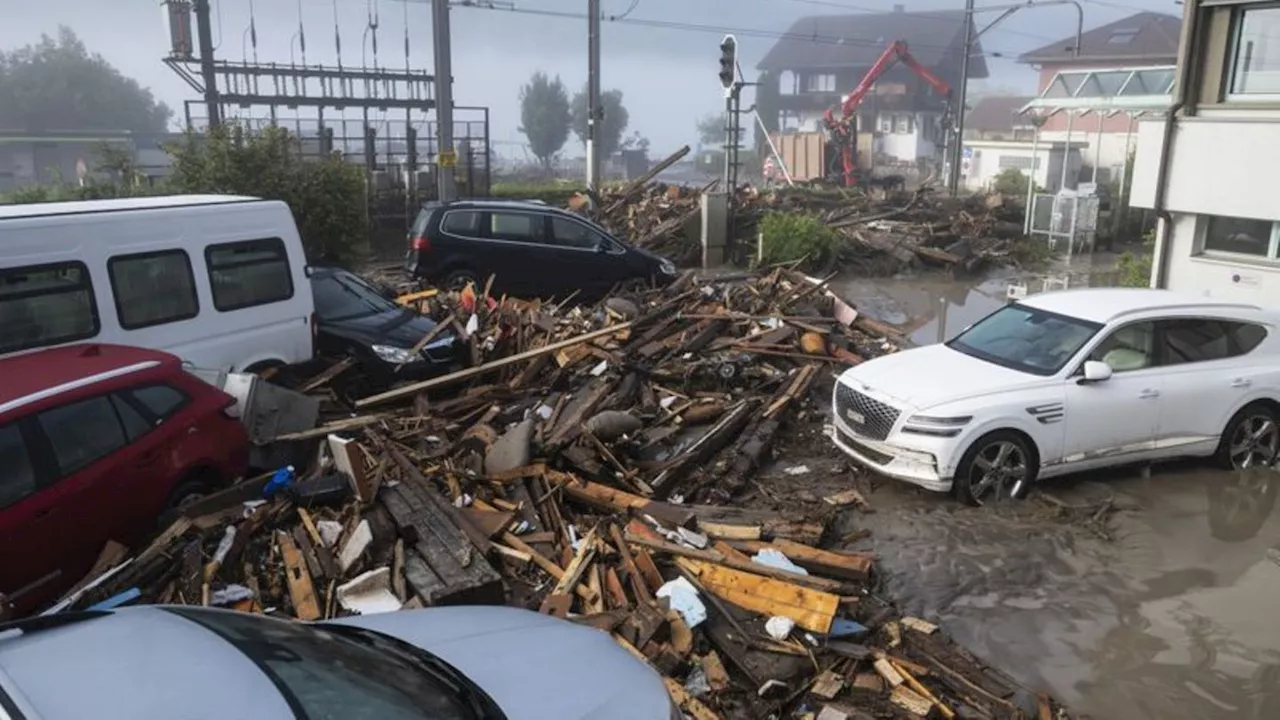 Wetter: 70.000 Blitze und Unwetter: Schäden in der Schweiz