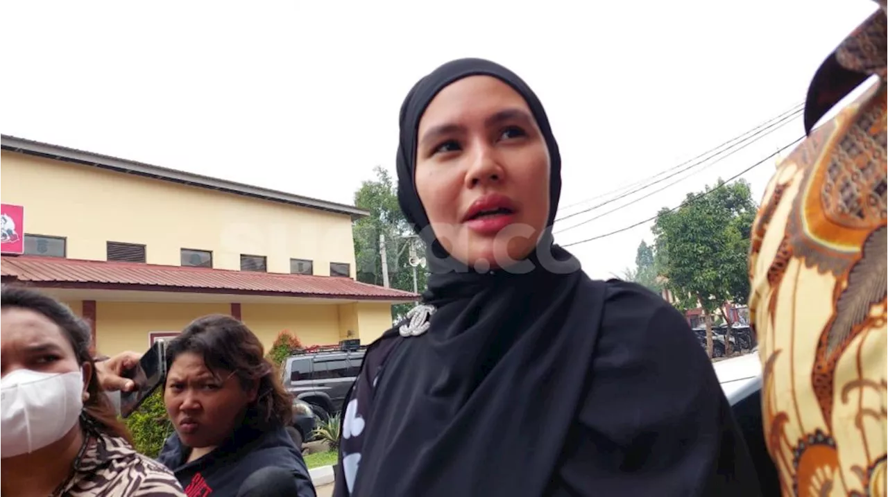 Kartika Putri Ngamuk Dibilang Hijrah karena Takut Ketahuan Prostitusi